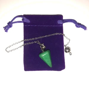 https://gaia2.store/produit/pendule-aventurine-verte-polie/ pochette feutrine