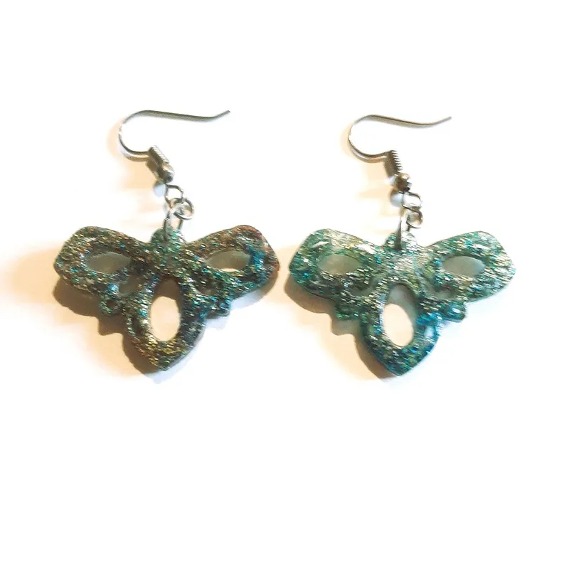 boucles d'oreilles papillon bleu vert résine