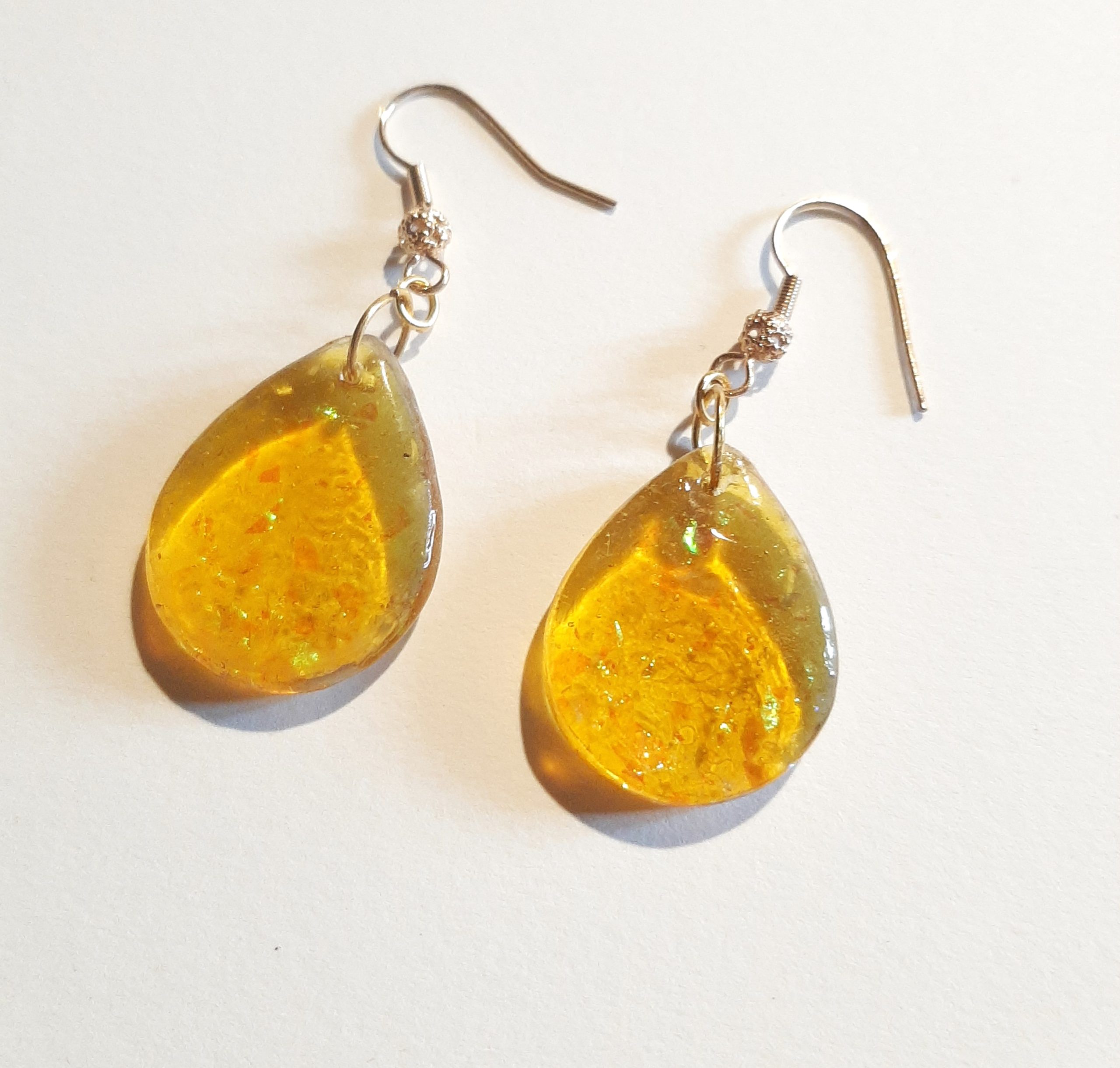 boucles d'oreilles résine