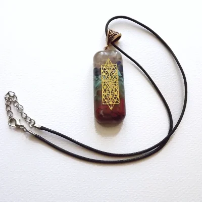 pendentif orgone geometrie sacrée