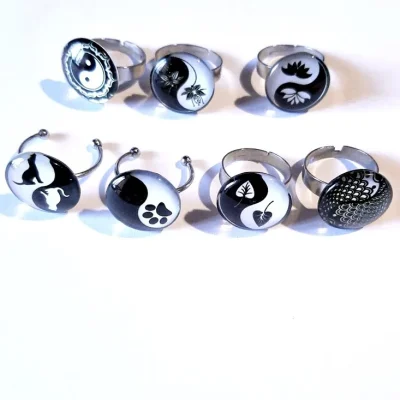 bague yin yang cabochon
