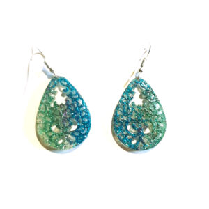 boucles d'oreilles résine