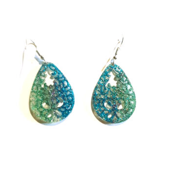 boucles d'oreilles résine