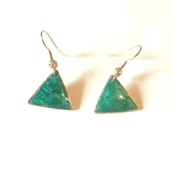 boucles d'oreilles triangle vert